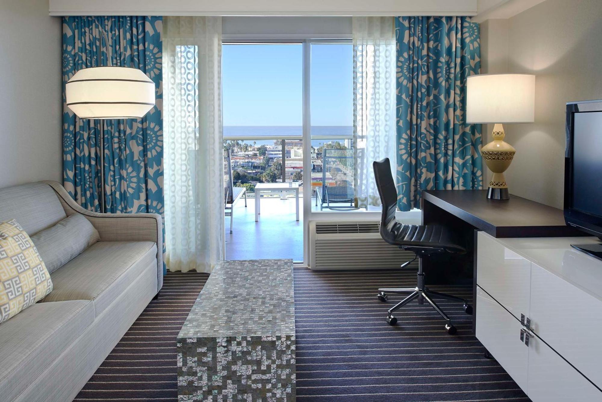Hyatt Centric Delfina Santa Monica Hotel Exterior photo